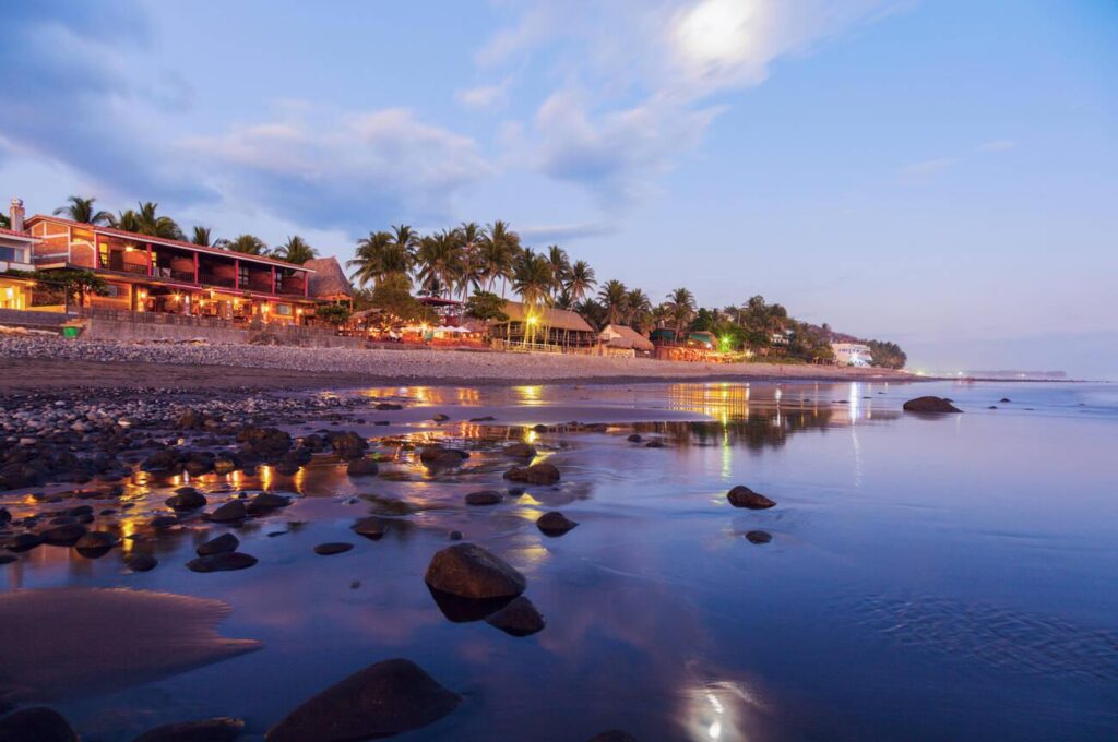 El Tunco Beach in Salvador